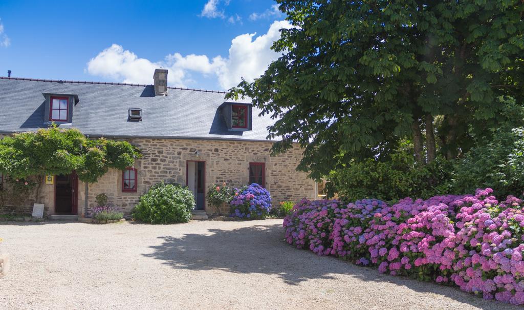 مبيت وإفطار كومْبْري La Ferme De Kerraoul المظهر الخارجي الصورة